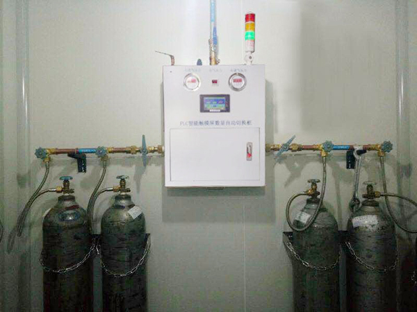 自动切换汇流排4